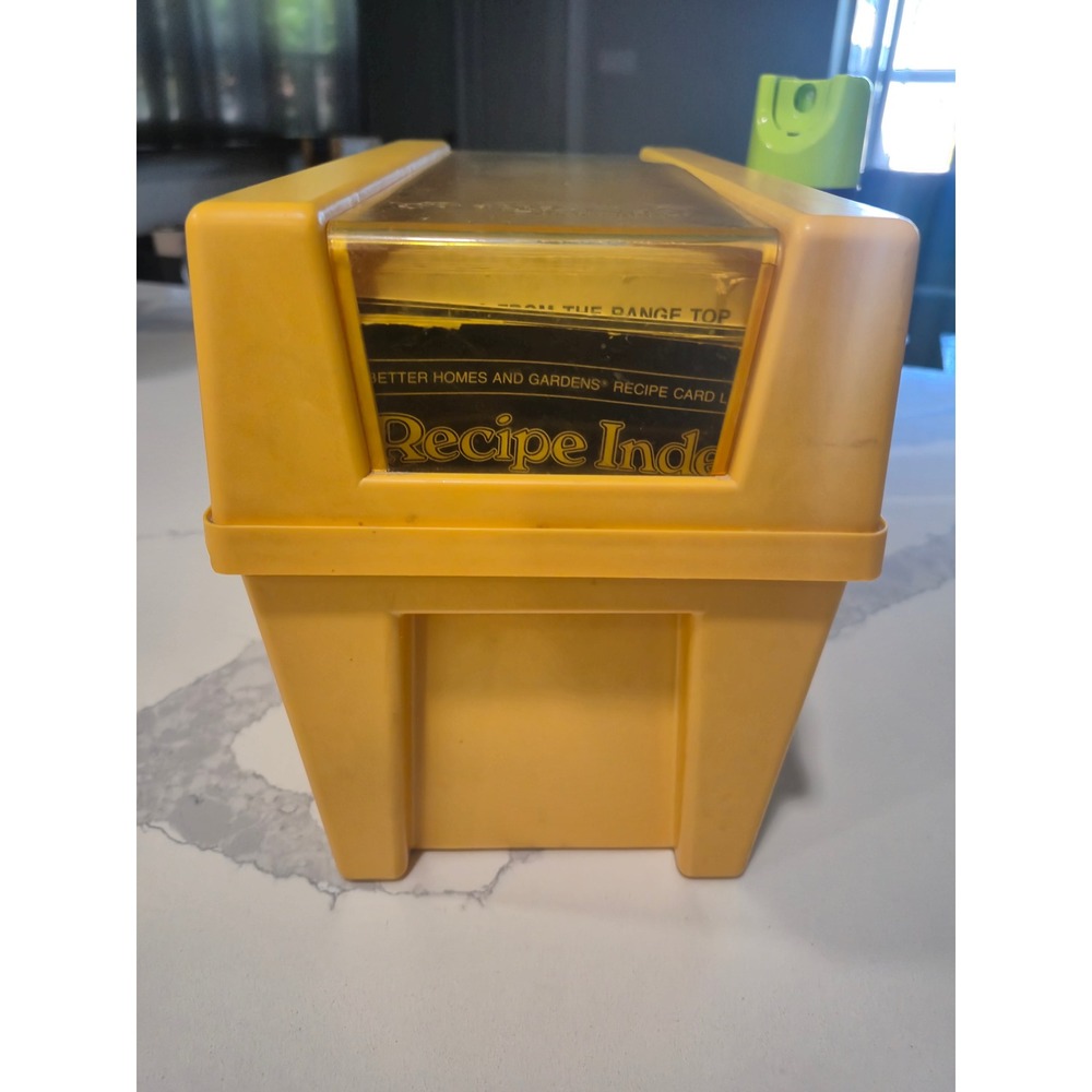 Vintage Better Homes and Gardens Recipe Card Library Gold Plastic Box 1970s